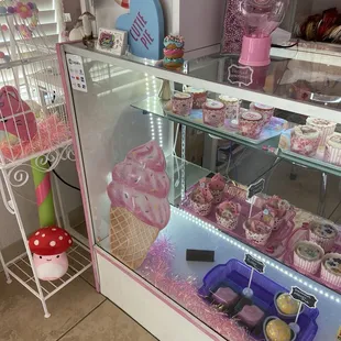 Such a beautiful blessing of an establishment in our community !!...Thank you Dawn and Llana !!