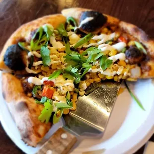 Elote pizza - AMAZING! even without the carnitas!