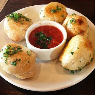 Garlic Knots