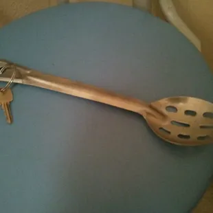 Bathroom spoon key