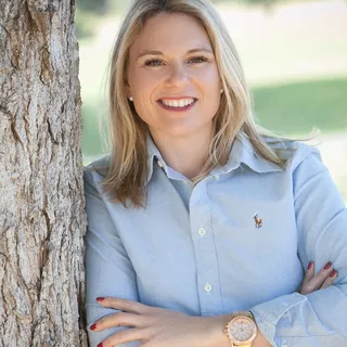 Rachel R.