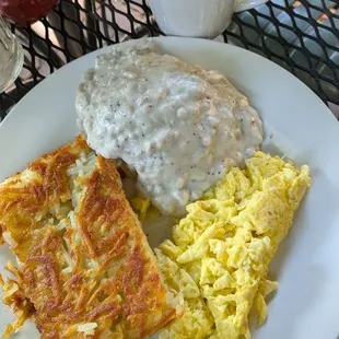 Biscuit and gravy meal