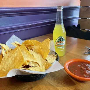 Chips and salsa ($3)