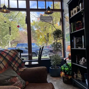 View to the street in downtown Lake Mills.