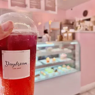 Sparkling Fruit Punch. 4 stars. IG: @amei.eats