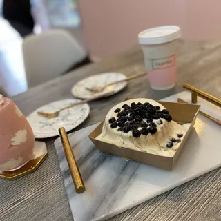 Earl Grey Boba Molten (by Piece)