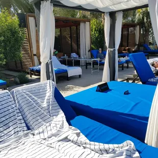 You can reserve a bed or cabana if wanted