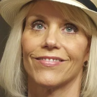 Kathi V.
