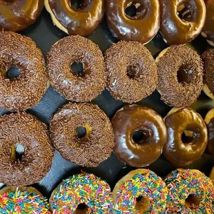 It&apos;s Friday and shelves are stocked up with all your favorite treats