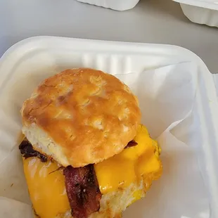 Breakfast sandwich