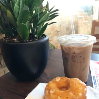 Iced Buckeye Latte