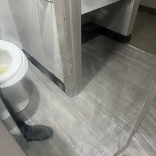 Mirror not washed at all