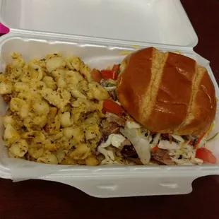 Second time I've had the hobo sandwich with the pulled pork and spicy sauce. It's simply amazing.