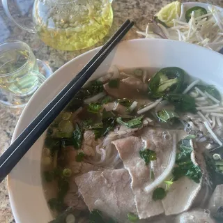 V2. Pho Bo