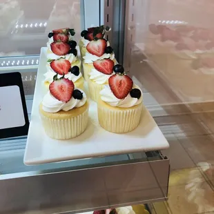 Vanilla cupcakes