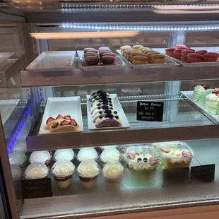 Korean bbangs (my brother said they were super refreshing!) cake boxes, cheesecake cups, and macarons