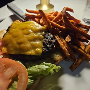 Cheeseburger and sweet potato fries