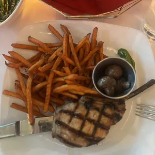 14 oz. Wisconsin Veal Chop