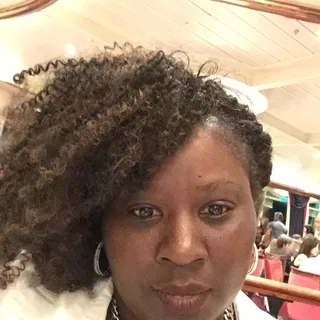 Roshunda S.