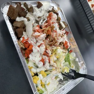 platter with gyro and chicken