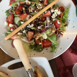Strawberry walnut salad