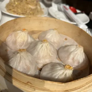 Crab Meat Pork Soup Dumpling (Highly Recommend)