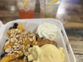 Gina’s Crepes & Waffles