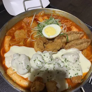 T7. Cheese Pokpo Chicken Topokki