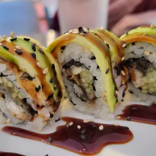 caterpillar roll $15