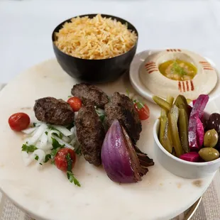 Meat Kafta comes with 2 sides