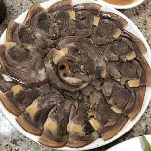 Sliced Steamed Goat
