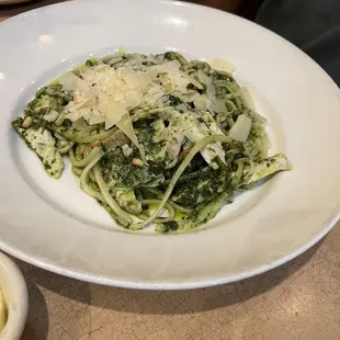 Linguine Al Pesto