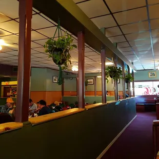 Dining room at De Marco&apos;s.