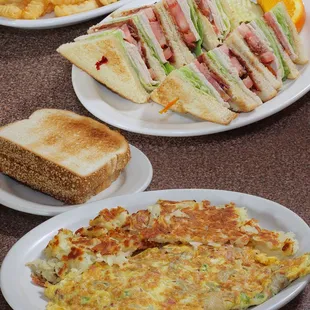 Combination Omelette and a Turkey Club