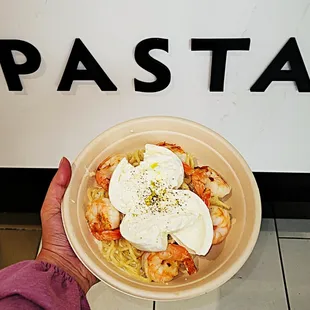 Spaghetti caccio e pepe with shrimp &amp; burrata