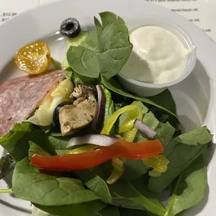 Small side salad. Fresh!!!