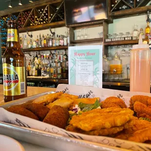 De Rican Sampler + Medalla