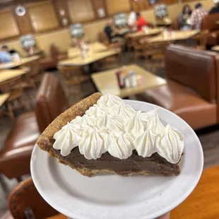 Chocolate icebox pie