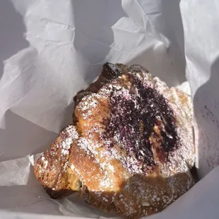 01/2025 Ube Croissant