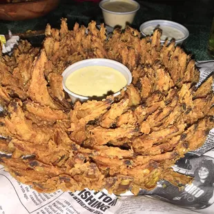 fried chicken wings, chicken wings and fried chicken, chicken wings, fried chicken, bbq chicken, poultry, food, bbq wings, chicken