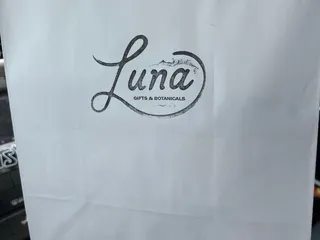 Luna Gifts & Botanicals