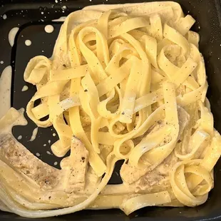 Fettuccine Alfredo