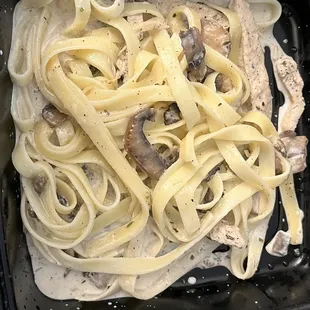 Fettuccine Alfredo