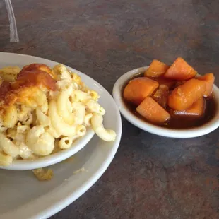 Macaroni Cheese and yams.