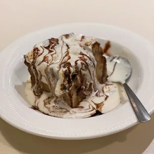 Deanie's Restaurant & Bar