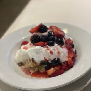 Chantilly bread pudding