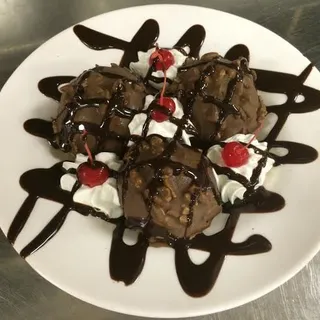Gold Brick Sundae