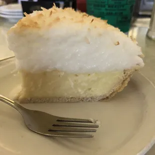 Coconut cream meringue