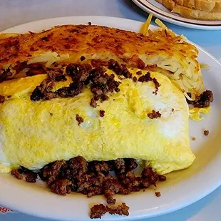 Hamburger Omelet w/pepperjack