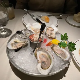 East & Gulf Coast Oysters*